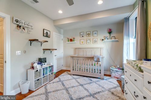 1936 Cumberland St, Philadelphia PA 19125-0037 exterior