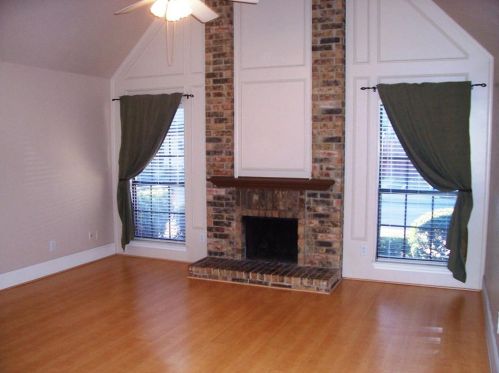 3002 Adolph St, Dallas TX  75204-5509 exterior