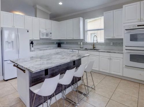 1725 Jamesport Dr, Fort Pierce FL 34953-4355 exterior