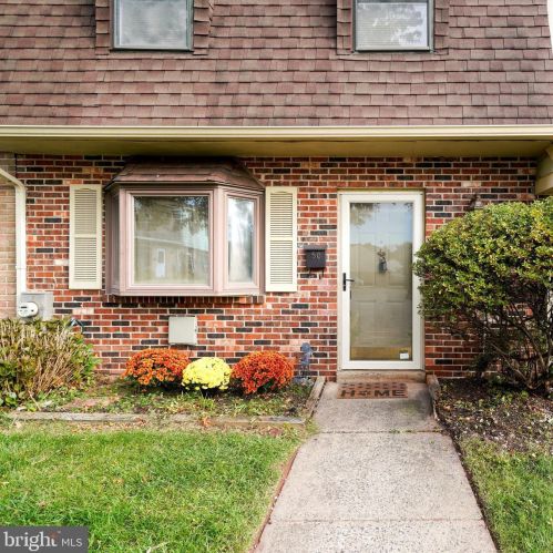 50 Orchard Ct, Limerick PA  19468-2911 exterior