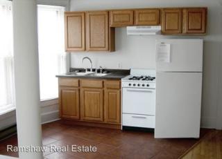 616 Healey St, Champaign IL  61820-5069 exterior