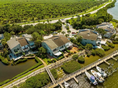 2428 Harbour Cove Dr, Fort Pierce FL  34949-1515 exterior