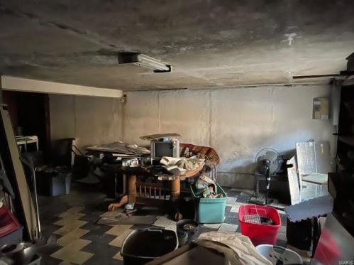 3941 Madeline Dr, Saint Louis MO 63114-4135 exterior