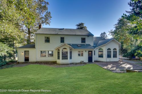 230 Dwight Rd, Middletown NJ 07748-3027 exterior