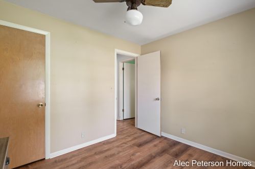 4041 Lester Dr, Grand Rapids MI 49525-1455 exterior