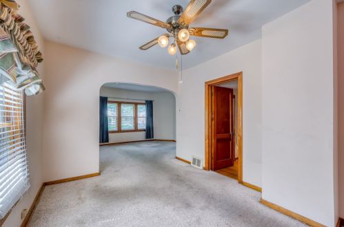 5133 Homan Ave, Chicago IL 60655-2610 exterior