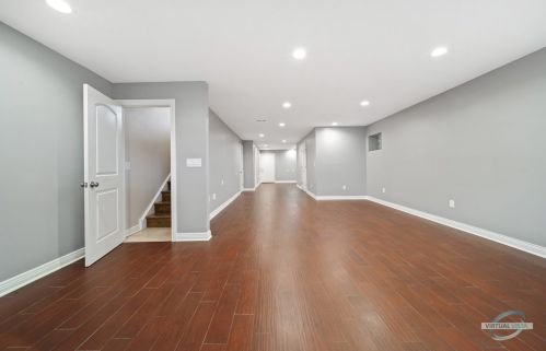 3835 Parnell Ave, Chicago IL 60628-7121 exterior