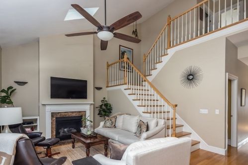 131 Fruit Hill Ave, Providence, RI 02911-2801