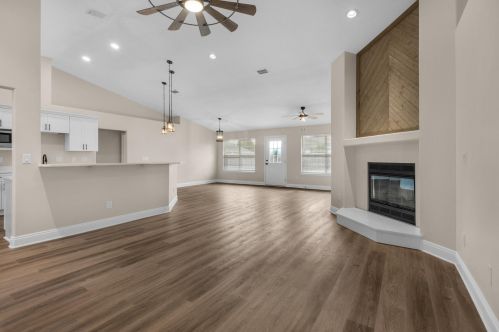 4422 Essex Terrace Cir, Milton, FL 32571-6351