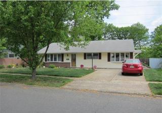 41 Colton Rd, Edison, NJ 08817-4040