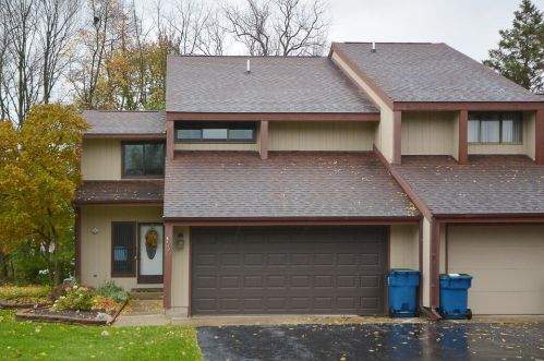 2373 Fairgrove St, Kalamazoo, MI 49009-1844