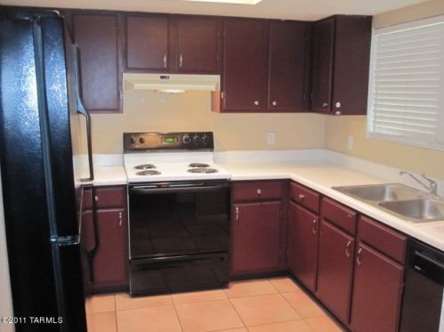 716 Orange Tree Pl, Tucson AZ  85704-3956 exterior