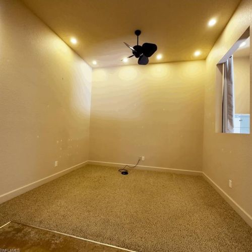 560 Desoto Blvd, Naples FL 34120-9021 exterior