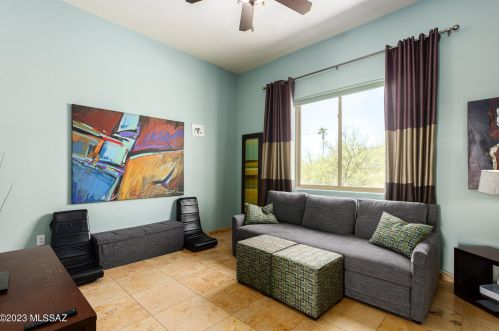 4421 Pontatoc Rd, Tucson AZ 85718-6750 exterior