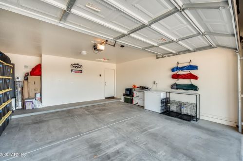 5623 27 Dr, Phoenix AZ 85053-1725 exterior