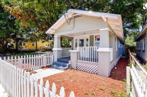 2410 Columbus Dr, Tampa FL  33605-2806 exterior