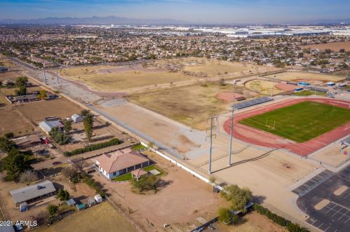 3605 69th Ave, Phoenix AZ 85043-3325 exterior