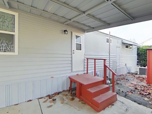 28 Shady Oaks Dr, Folsom CA 95630-1742 exterior