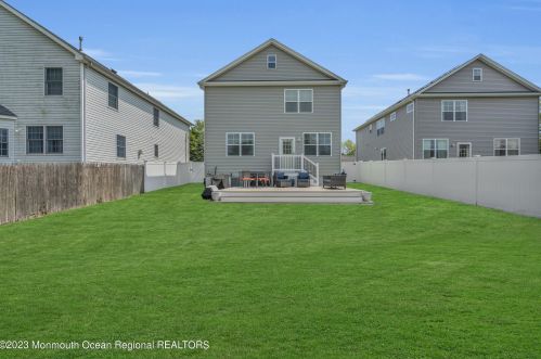 35 Laurel St, West Long Branch NJ  07764-1418 exterior