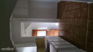 9233 Heyden St, Detroit MI  48228-1653 exterior