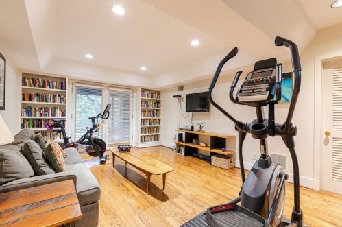 33 Camden Rd, Atlanta GA  30309-1507 exterior