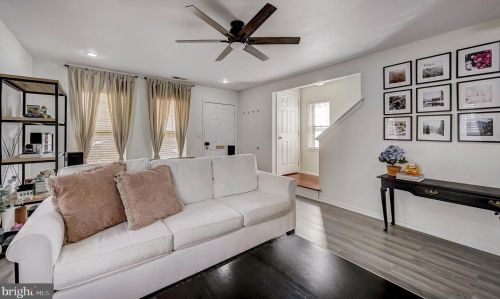 1930 Franklin St, Philadelphia PA 19122-1308 exterior