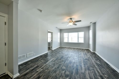 5029 West End Ave, Chicago IL 60644-2156 exterior