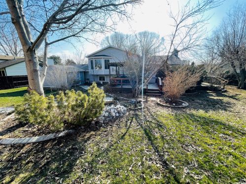 3358 6610, Taylorsville UT 84084-6904 exterior