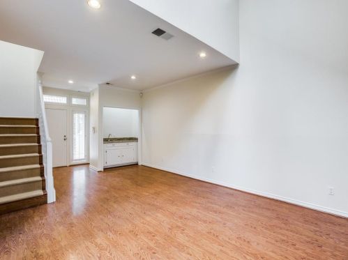 4520 Glenwick Ln, Dallas TX  75205-1039 exterior