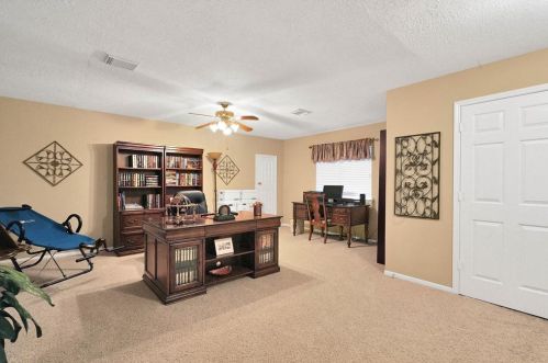 8418 Cross Country Dr, Humble TX 77346-6193 exterior