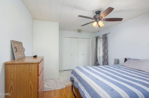 2171 Dangl Rd, Meskegon MI 49444-8748 exterior