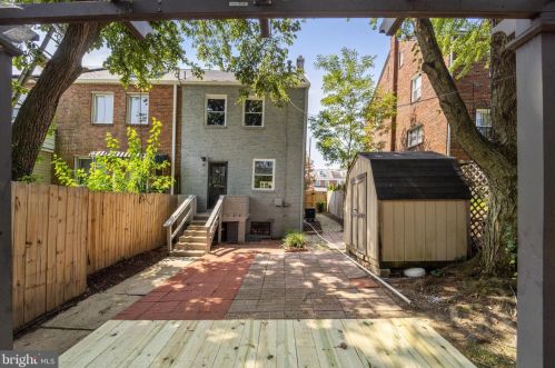 3964 Ames St, Washington DC  20019-3357 exterior