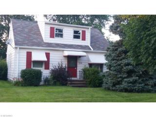 15498 Bowfin Blvd, Cleveland, OH 44142-2303