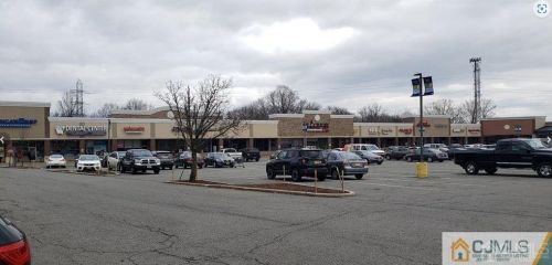 32 Woodedge Ave, Edison NJ exterior