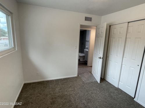 8189 20th St, Tucson AZ  85710-5960 exterior