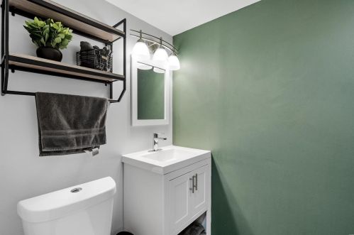 6616 Laconia Dr, Saint Louis MO 63123-2624 exterior