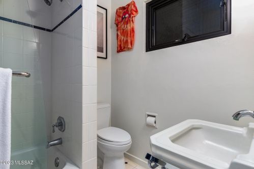 5210 Camino Real, Tucson AZ  85718-5029 exterior