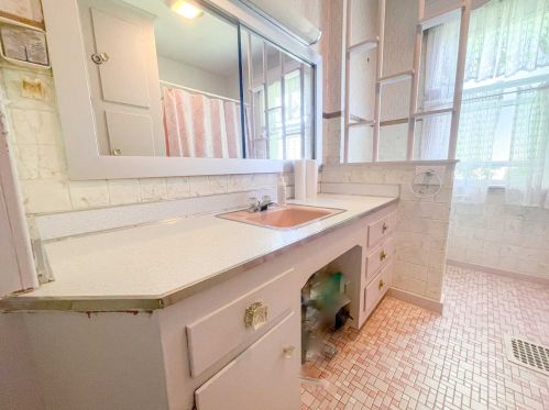 25 Edgar St, Poughkeepsie NY 12603-2702 exterior