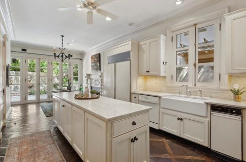 82 Inman Cir, Atlanta GA 30309-3384 exterior