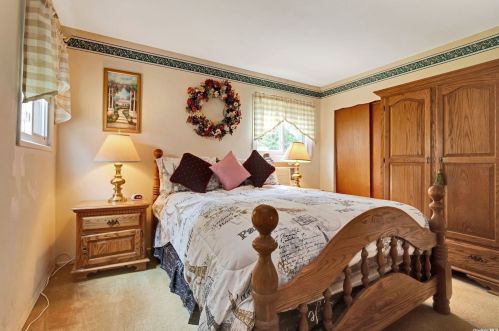 42 Havemeyer Ln, Commack NY 11725-2032 exterior