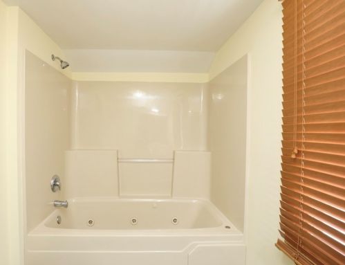 720 Marion St, Joliet IL 60436-1578 exterior