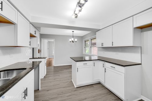 14707 Parkside Dr, Dolton IL 60419-1426 exterior