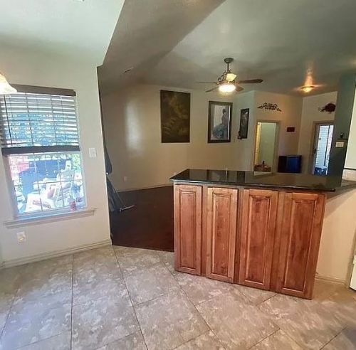 2028 Denmark St, Dallas TX 75253-5925 exterior