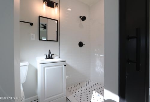 4508 Water St, Tucson AZ 85719-3337 exterior