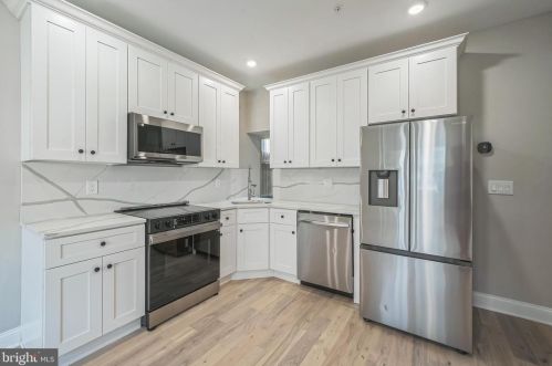 1702 22nd St, Philadelphia PA 19140-3831 exterior