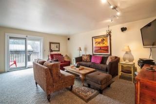 3278 Alpine Dr, Ann Arbor MI  48108-1766 exterior