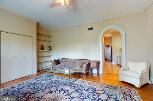 2319 Delancey Pl, Philadelphia PA 19103-6406 exterior