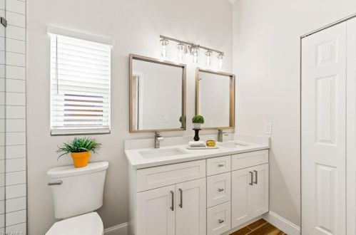 5301 21 Pl, Naples FL 34116-6863 exterior