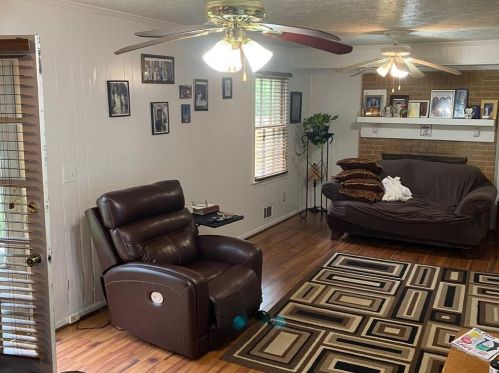 5615 Shadow Rock Dr, Lithonia, GA 30058-6233