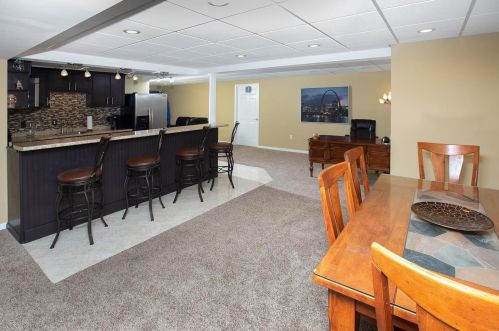 4836 Daltrey Ct, Saint Louis MO 63129-1656 exterior